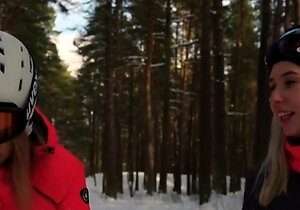 Alice Reign, Lil Karla - Glorious Winter Day