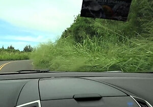 Amateur teen fucked outdoors