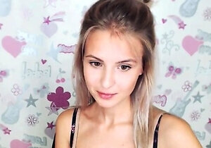 Solo Amateur Blonde Teen Homemade Pussy Masturbation