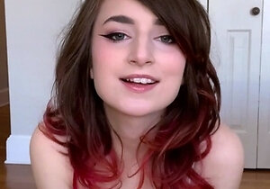 Amateur brunette ariana marie solo toying