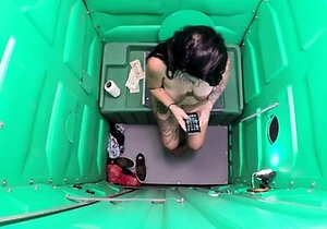 PortaGloryhole - Riley