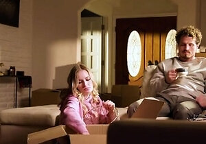 Scarlett Sage - Long Distance