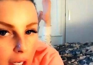 Heidi Foxx aka heidivandertrump OnlyFans - I had a takeaway