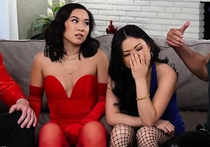 Lulu Chu and Kimmy Kimm starts to get horny