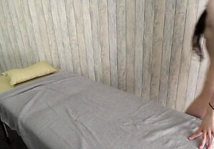 Beautiful pussy licking amateur teen stepsister lesbians