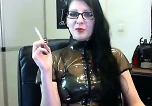 Lady Alshari - Smoking Cuckold