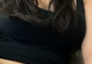 Amateur Webcam Teen Masturbates And Teases