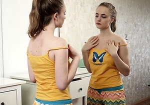 Lassie In The Moment #solo