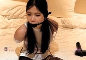 Chinese beauty bondage
