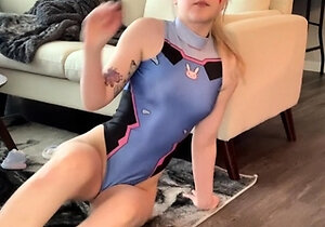 Amateur Blonde Teen Plays Solo with Toy Webcam Porn