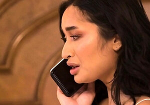 Kinky Spa - Avery Black &amp; Kimora Quin