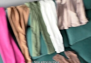 Amateur Webcam Cute Teen Plays Solo with Big Dildo