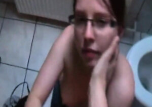 novinha socando no rabo