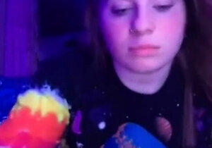 Amateur Webcam Teen Masturbates And Teases