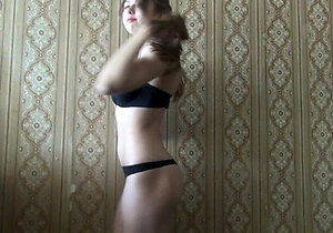 Hot amateur webcam teen masturbates for their fans