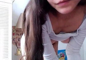 Amateur big ass brunette teen with