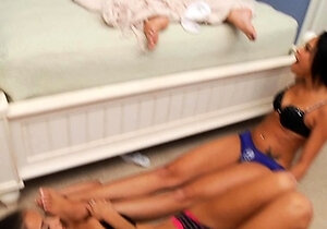 Lesbian Foot Fetish Teens