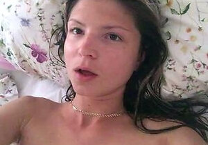 Cute blonde amateur webcam teen masturbating