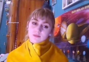 Hot Omegle Girl masturbates with Stranger