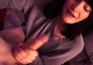 Webcam records amateur teens blowjob