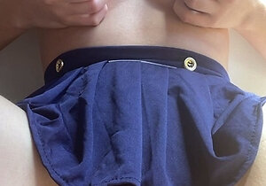 Amateur blonde teen solo dildo