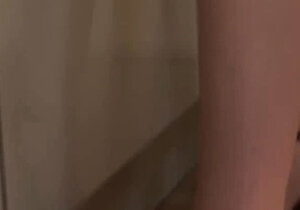 Leggy Stella Cox Bangs In Kitchen - hoe with big natural