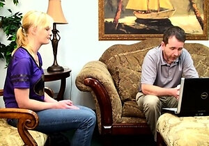 Anne's Handspanking