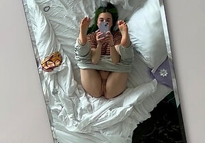 Amateur Webcam Teen Masturbates And Teases
