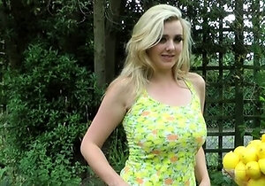 Close up blonde fucked and fingered in her pussy