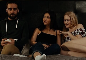 Jane Wilde and Emma Straletto I Want To Watch #threesome