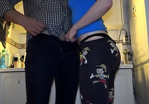 Stepdad fucks muscle babe in bathroom as stress relief from