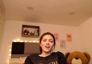 Cute blonde amateur webcam teen masturbating