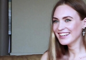 Mencia Francis, casting