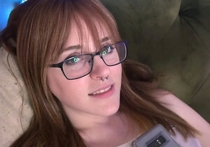 Beauty Amateur Redhead Teen make Perfect Blowjob