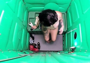 PortaGloryhole - Riley