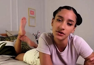 Bad Bella - Foot Session Sacrifice