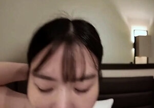 ♡Mini Ema-chan loses her senses in her first ekiben! Le