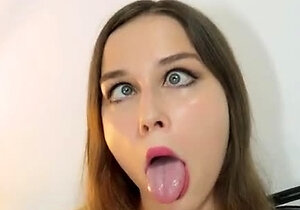 Laruna Mave aka MySchoolLife - EXTREME AHEGAO