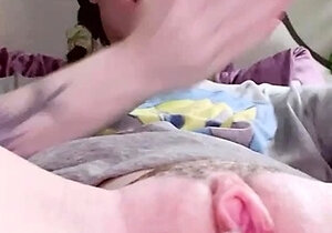 Cute amateur webcam teen girl toying pussy on webcam