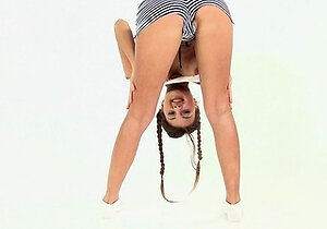 Webcam Teen masturbates and pretends you came in her mouth