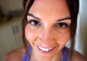 Tatum Christine - Playful Siblings Experiment