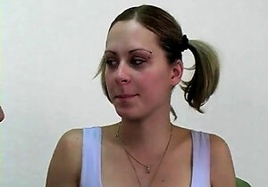 Slit rubbing brunette amateur teen