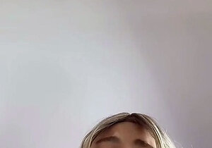 Sweet looking Ebony Teen Solo Masturbation