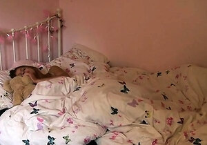 Lovely Amateur teen brunette masturbating outdoor