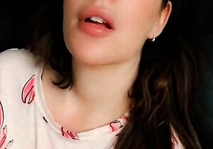 Heidi Foxx aka heidivandertrump OnlyFans - Just woken up