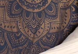 Cute amateur teen girl toying her pussy in bed on cam