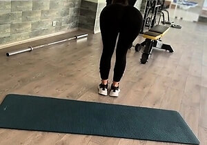 Girl Asked for Help in Gym... Ended with ANAL