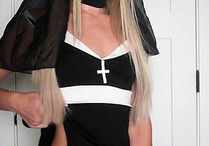 Amateur brunette Michelle with small tit