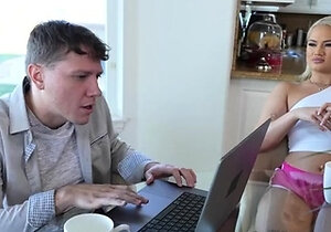 GirlsRimming Harley King Porn For Breakfast