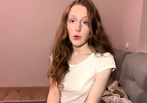 Hot amateur webcam teen masturbates for their fans